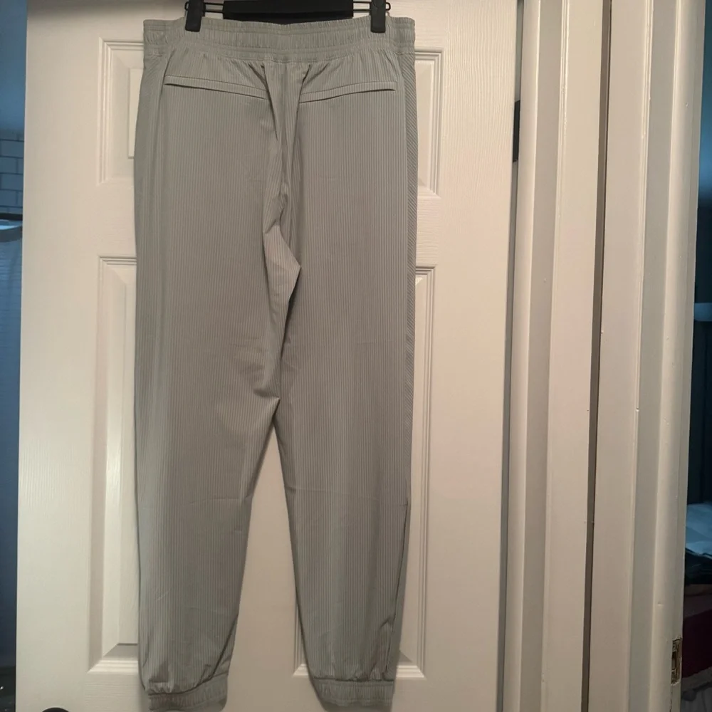 Athleta mint color/striped joggers for Everyday Comfort. Sz 12. Like new - Picture 5 of 7